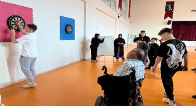 Bafra'da Engelliler Dart Yarışması sona erdi