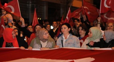 Bafra'da Gençlik yürüyüşü ve fener alayı düzenlendi