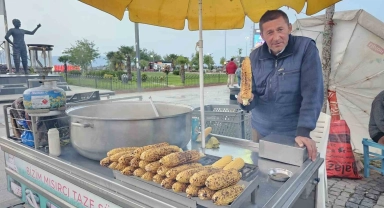 Bandırma'da süt mısırı tezgâhlarda yerini aldı