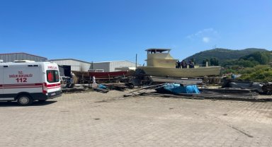 Bartın'da teknede ateş yakan 2 kişi dumandan zehirlenerek hayatını kaybetti