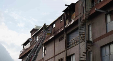 Başakşehir'de sanayi sitesinde korkutan yangın