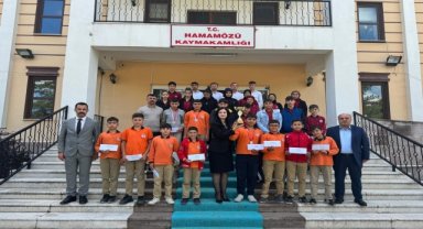 Başarılı okçuluk sporcularından Hamamözü Kaymakamı Erdoğan'a ziyaret