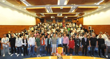 Başkan Kıyanç MSKÜ öğrencileriyle buluştu