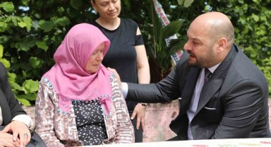 Başkan Türkel, Anneler Günü'nde şehit anneleri ve emekçi kadınlarla bir araya geldi