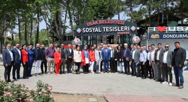 Başkan Yalım muhtarlarla bir araya geldi