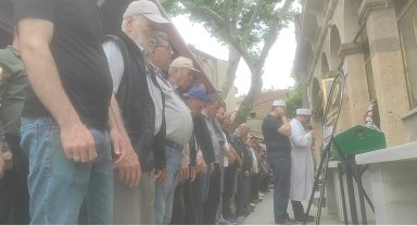 Bayramiç'te motosiklet kazasında hayatını kaybeden çocuk toprağa verildi