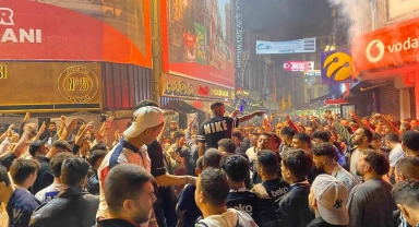 Beşiktaş Çarşı'da kupa coşkusu