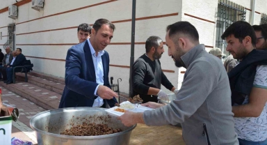 Beylikova Belediyesi 2 bin kişilik yağmur ve şükür duası yemeği düzenledi