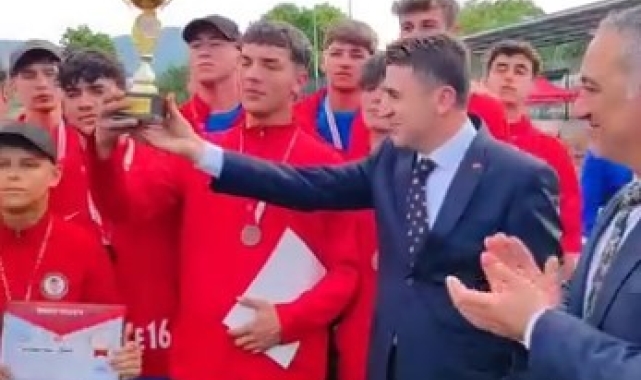 Beyzbol Türkiye Birinciliği Müsabakalarının ödülleri sahiplerini buldu