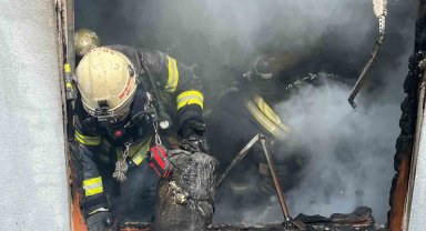 Binada yangın dehşeti: 7 yaşındaki çocuk hayatını kaybetti