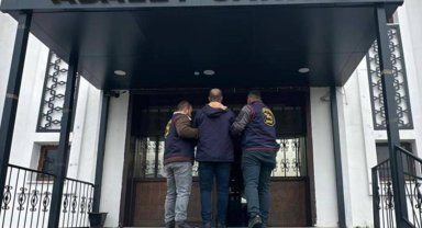 Bingöl'de JASAT dedektifleri aranan 2 şahsı yakaladı