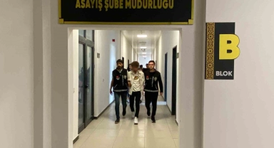 Birlikte alkol aldıkları genç kızı, cinsel ilişki teklifini kabul etmeyince boynuna ip bağlayıp öldürdü