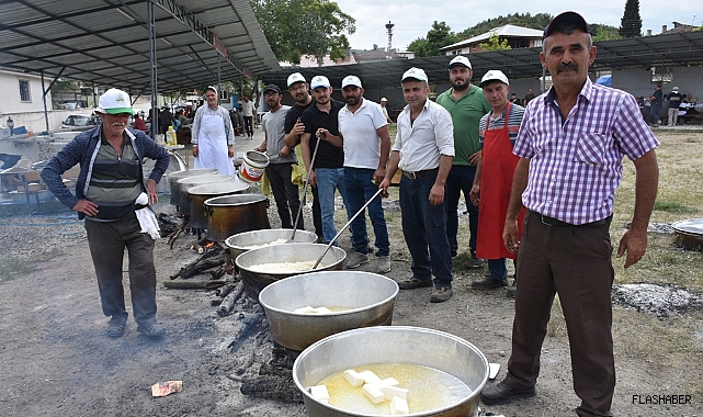 BOYABAT'TA ÇİFTÇİLER YAĞMUR VE BEREKET DUASI YAPTI