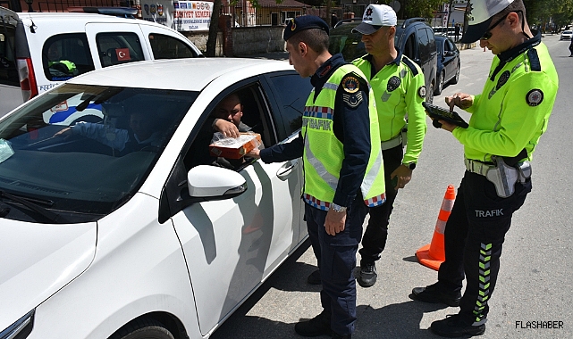 BOYABAT'TA TRAFİK HAFTASI ETKİNLİĞİ DÜZENLENDİ!