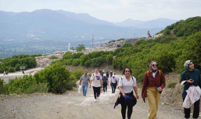 Burdur'da dünyaca ünlü Kibyra Antik Kenti eteklerinde doğa yürüyüşü
