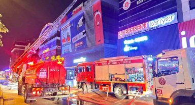 Bursa İtfaiyesi, Nisan ayında yüzlerce yangına müdahale etti.