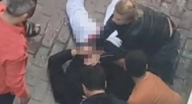 Bursa'da genç kız sevgilisini bıçakladı