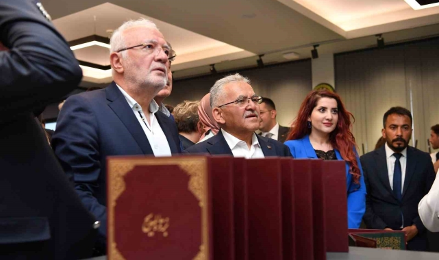 Büyük Şehir Sanat Galerisi'ne sanatseverlerden tam not