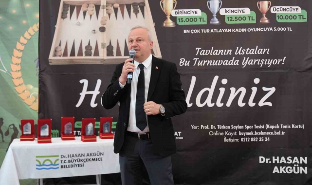 Büyükçekmece'de kıran kırana tavla turnuvası heyecanı