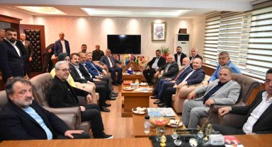 Büyükkılıç'tan MHP'ye iade-i ziyaret