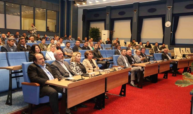 Büyükşehir'den 5 belediyenin personeline stratejik planlama eğitimi