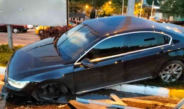 Cadde ortasında refüje çıktı