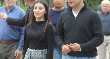 Çanakkale'de Aşıklar Sokağı'nda gençler kısmetini aradı