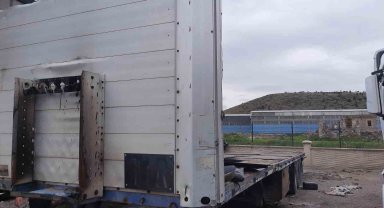 'Change' edilerek şasi numarası değiştirilen tır dorselerine el konuldu