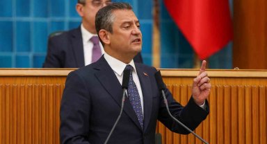 CHP lideri Özel: "CHP'nin Genel Başkanı olarak kendi adaylığımı dayatmak gibi bir hata yapmayacağımdan herkes emin olsun"