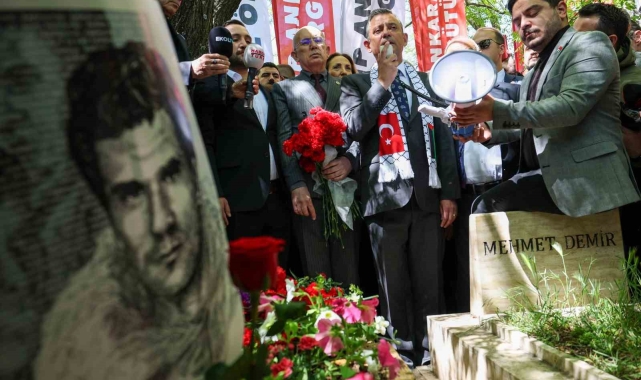 CHP Lideri Özel: "Herkes görüşmeyle ilgili kendine ait kısımlar hakkında bilgi verebilir"