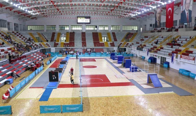 Cimnastik Parkur Türkiye Şampiyonası Sivas'ta başladı