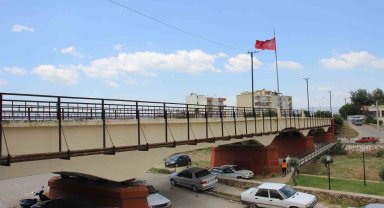 Çine'nin tarihi 'İtalyan Köprüsü' bir asrı aşkın süredir vatandaşlara hizmet ediyor