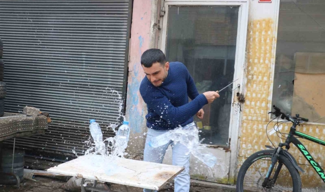 Çiviyi kesen Sivas bıçağında Kurban Bayramı mesaisi başladı