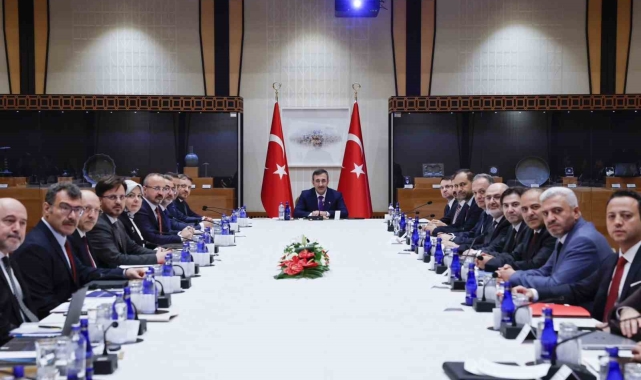 Cumhurbaşkanı Yardımcısı Yılmaz: "Türkiye'nin yerli yapay zeka çözümleriyle hem yerel hem de küresel ölçekte rekabet gücünü artırmasını istiyoruz"