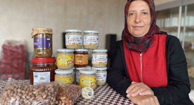 Devlet desteğiyle üretmeyi başaran annelerin elinden çıkan fıstık helvasının ünü sınırları aştı