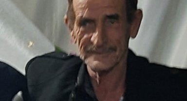 Devrilen traktörün sürücüsü hayatını kaybetti