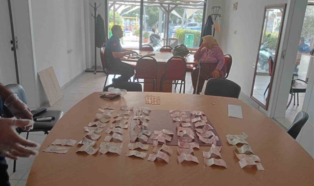 Dilencilere yönelik operasyonda 9 bin 800 TL'ye el konuldu
