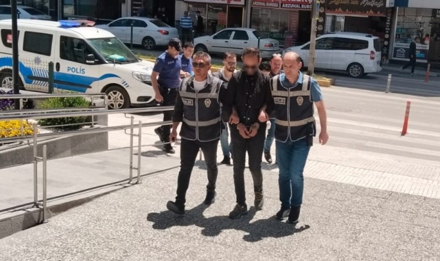 Dolandırıcıların "kombi" tuzağı polise takıldı