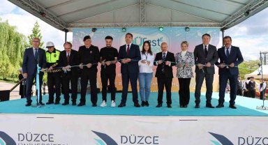 DÜFEST 2024 açılış töreniyle başladı