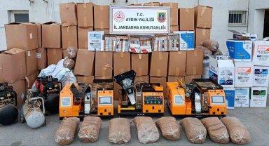 Efeler'de kaçak sigara operasyonu