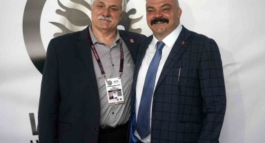 Efsane güreşçiler Mahmut Demir ile Baumgartner, 30 yıl sonra yeniden İstanbul'da buluştu