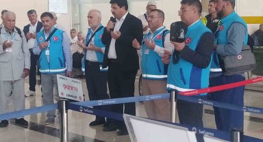 Elazığ'da 187 hacı adayı dualarla uğurlandı