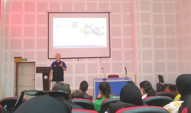 Emet MYO'da afet farkındalık eğitimi