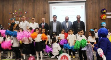 Emet'te 4-6 yaş Kur'an Kursları yıl sonu kapanış programı