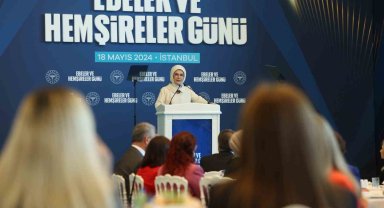 Emine Erdoğan ve Bakan Koca, Ebeler ve Hemşireler Günü'nde düzenlenen programa katıldı