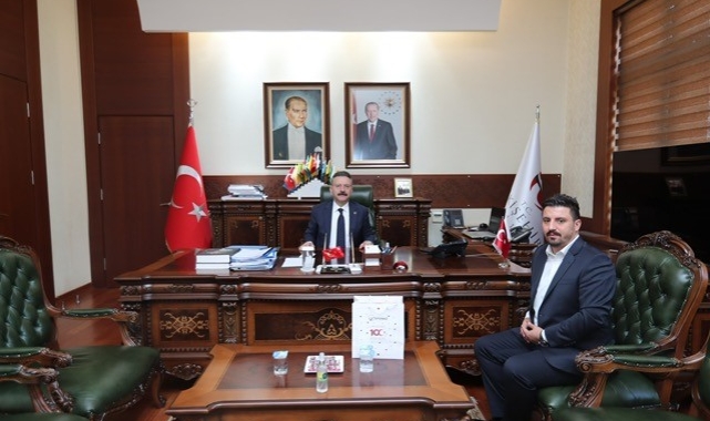EMŞAV Eskişehir İl Başkanı Vali Aksoy'u makamında ziyaret etti