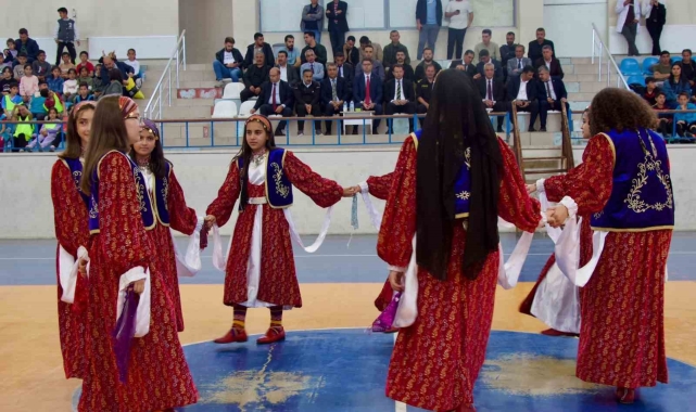 Erciş'te 2. Spor Şenlikleri başladı