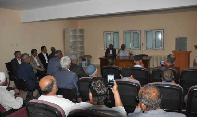 Erentepe Belediyesinden "Dengbejlik" programı