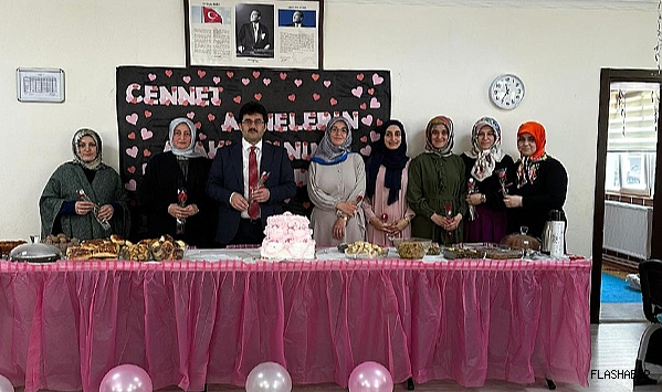 ERFELEK MÜFTÜLÜĞÜ’NDEN ANNELER GÜNÜ PROGRAMI!