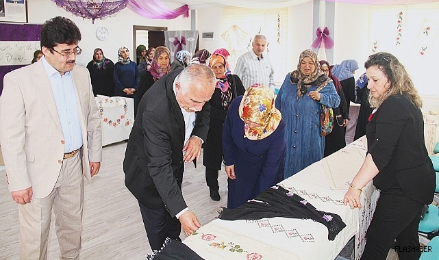 ERFELEK’TE DİKİŞ-NAKIŞ SERGİSİ AÇILDI!